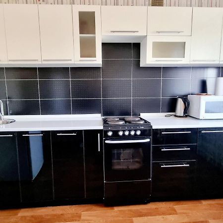 Apartment на Стрелке с красивым видом на Иртыш Усть-Каменогорск Экстерьер фото