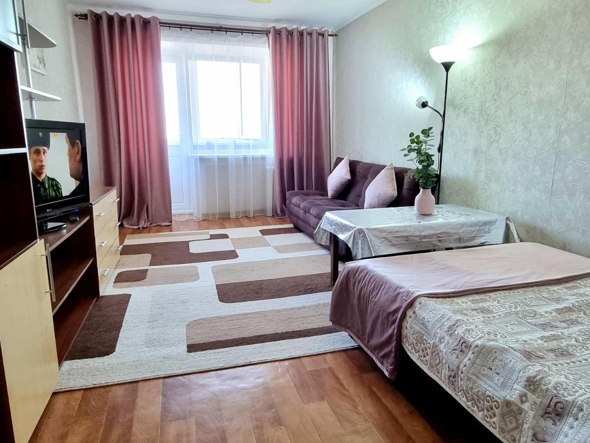 Apartment на Стрелке с красивым видом на Иртыш Усть-Каменогорск Экстерьер фото